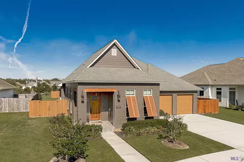 8356 Sully Dr, Baton Rouge, LA 70818