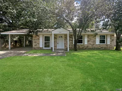 2601 Boxwood Dr, Baker, LA 70714