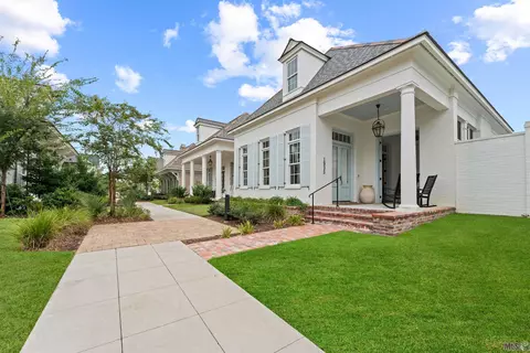 1935 Rue Cremieux, Baton Rouge, LA 70808