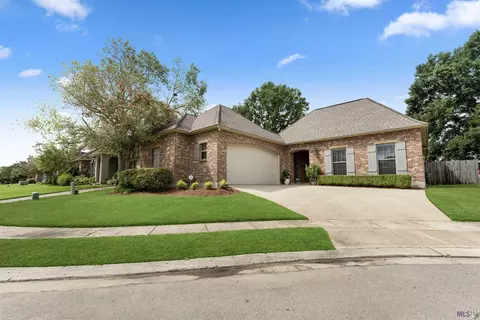 10540 Springglen Ct, Baton Rouge, LA 70810