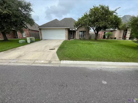 40500 Cross Creek Ave, Gonzales, LA 70737