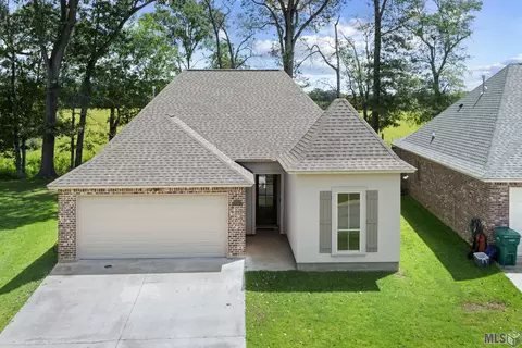 13124 Cedar Pointe Dr, Saint Francisville, LA 70775