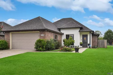 17398 Pheasant Dr, Prairieville, LA 70769
