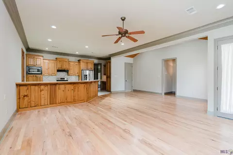 30347 Trace Ln, Walker, LA 70785 photo 6
