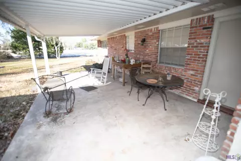 2323 Debra Dr, Baker, LA 70714 photo 4