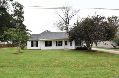 16192 N Galvez Ave, Prairieville, LA 70769