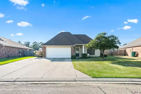 38455 Highland Terrace Ave, Denham Springs, LA 70706
