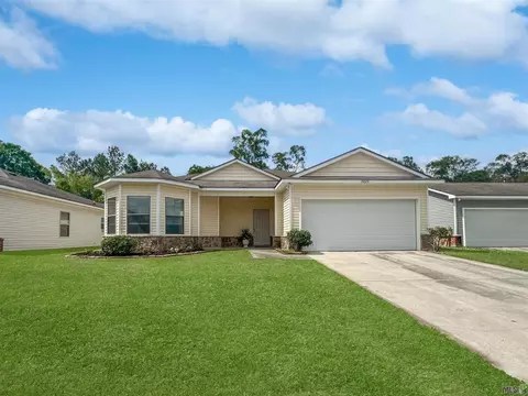 13029 Catahoula Dr, Denham Springs, LA 70726