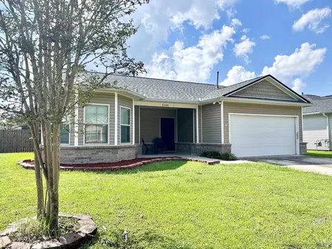 22801 Lafourche Ln, Denham Springs, LA 70726