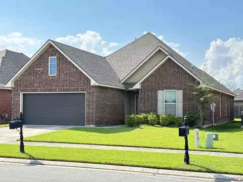 1820 Willow Bend Rd, Saint Gabriel, LA 70776