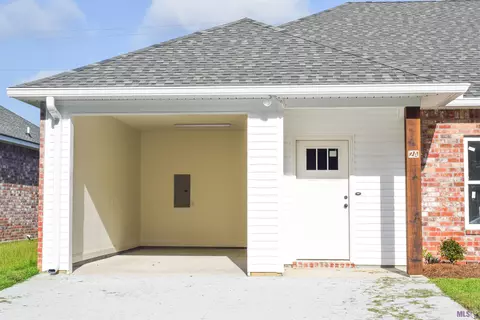 8073 Arnold Rd # 3C, Denham Springs, LA 70726