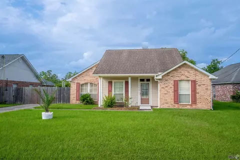 13669 Joseph St, Walker, LA 70785