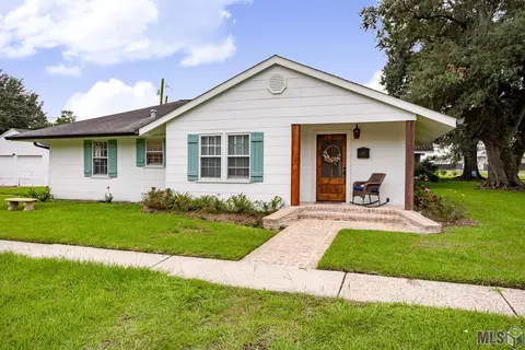 1010 Monroe St, Donaldsonville, LA 70346