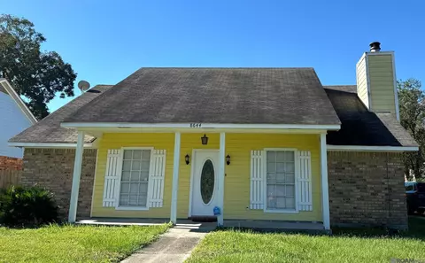 8644 Pascagoula Dr, Baton Rouge, LA 70810