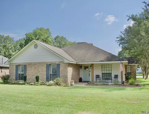 3616 Ash St, Zachary, LA 70791