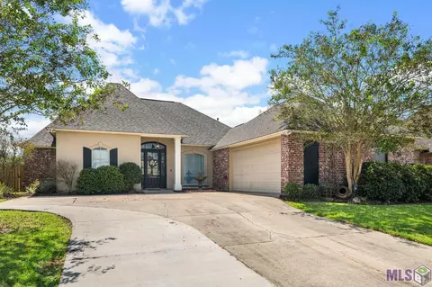 13306 Brookcrest Dr, Walker, LA 70785
