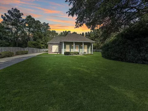37939 Rue De Bois, Denham Springs, LA 70706