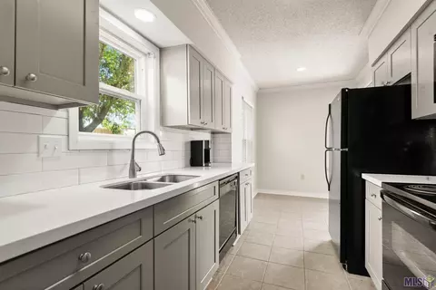 8155 Jefferson Hwy # 402, Baton Rouge, LA 70809