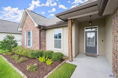26484 Evangeline Trace Blvd, Denham Springs, LA 70726