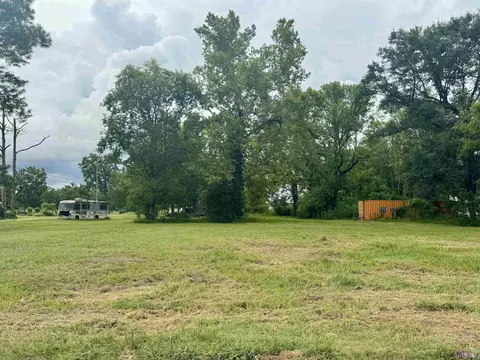12234 Landry Ln, Port Allen, LA 70767