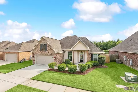 1288 Pine Bluff Ave, Zachary, LA 70791