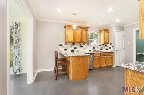 Kitchen - 14121 Meadow Brook Ln, Walker, LA 70785 photo 1 of 4