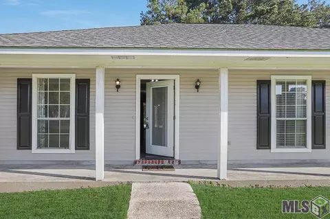 Exterior - 14121 Meadow Brook Ln, Walker, LA 70785 photo 3 of 3