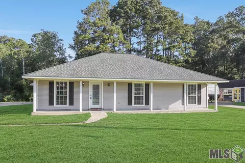 14121 Meadow Brook Ln, Walker, LA 70785