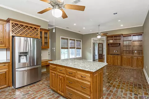 25256 Bickham Rd, Zachary, LA 70791 photo 5