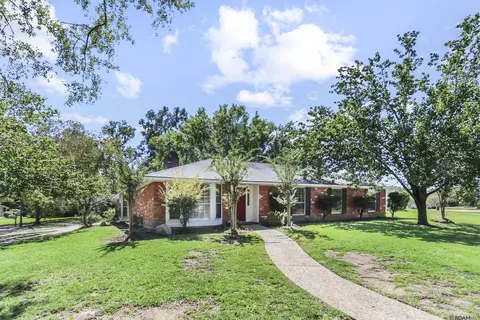 5709 Parkhaven Dr, Baton Rouge, LA 70816