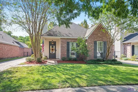 10360 Springwind Ct, Baton Rouge, LA 70810