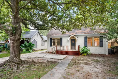 1733 Perkins Rd, Baton Rouge, LA 70808
