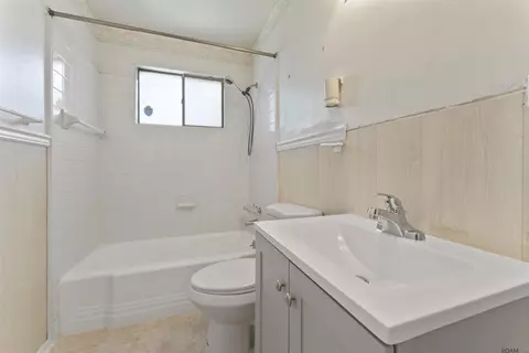 Bath - 622 Sherron Ave, Baker, LA 70714 photo 1 of 2