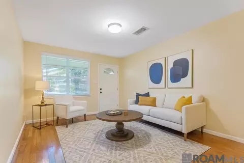 Living - 622 Sherron Ave, Baker, LA 70714 photo 2 of 4