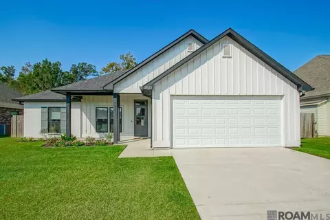 2823 Louis Marie Ave, Gonzales, LA 70737