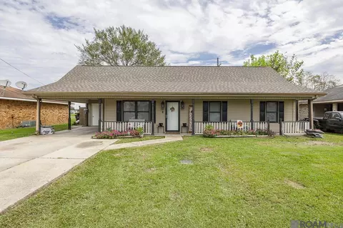 103 Anna St, Donaldsonville, LA 70346