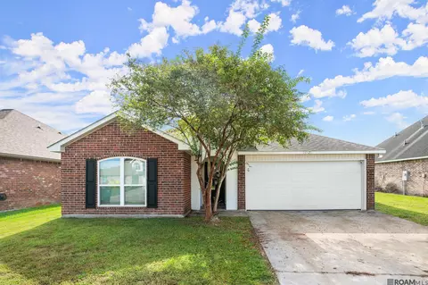 26426 Maplewood Dr, Denham Springs, LA 70726