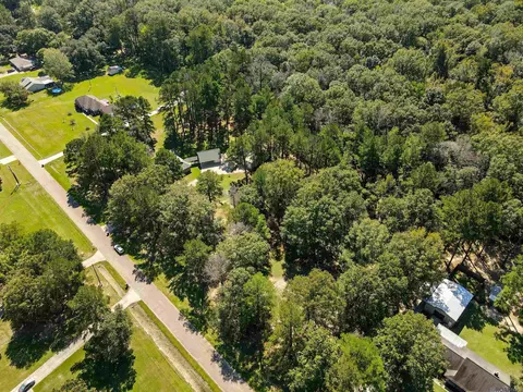 17256 Lavell Rd, Pride, LA 70770 photo 12