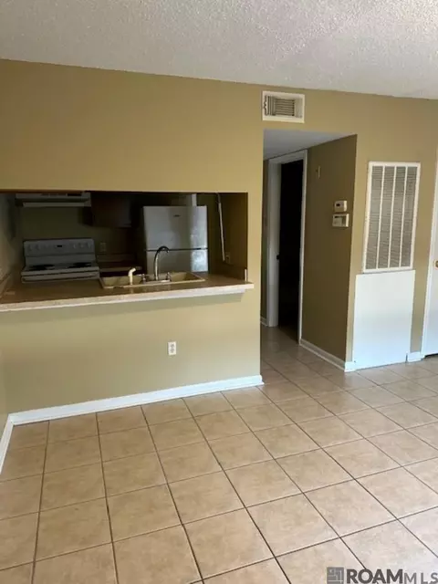1984 Brightside Dr # 123, Baton Rouge, LA 70820