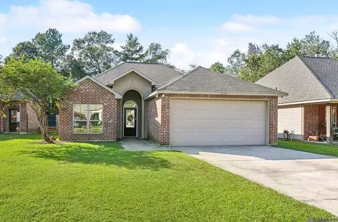 38221 Shelby Dr, Denham Springs, LA 70706