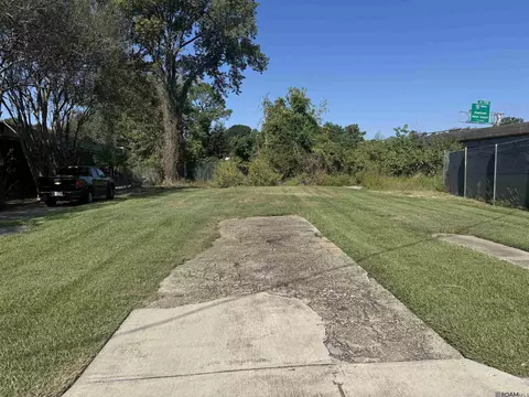 2247 Christian St, Baton Rouge, LA 70808