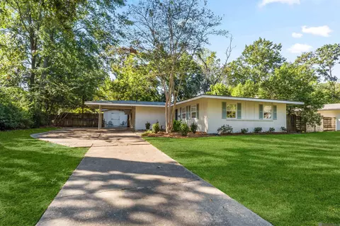 4836 Woodside Dr, Baton Rouge, LA 70808