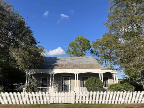 23095 Dalbor St, Plaquemine, LA 70764