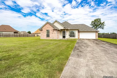 13443 Wynnewood Ave, Denham Springs, LA 70726