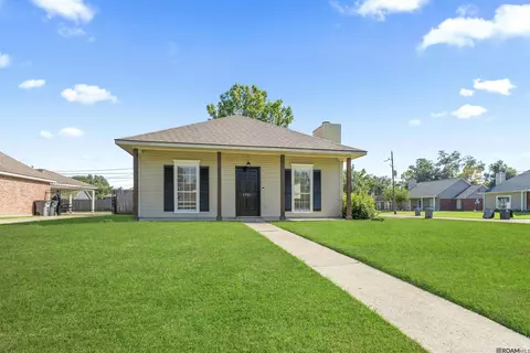 17510 Nine Oaks Ave, Baton Rouge, LA 70817