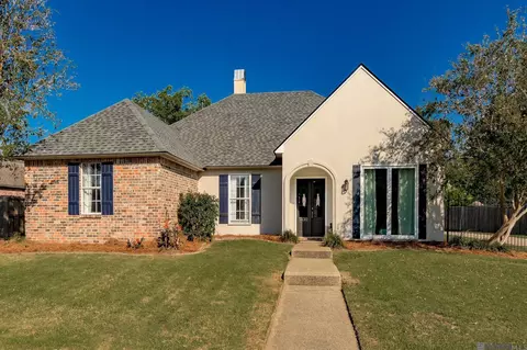 5130 River Meadow Dr, Baton Rouge, LA 70820
