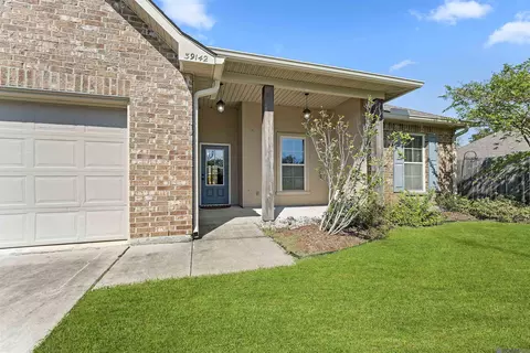 39142 Superior Wood Ave, Gonzales, LA 70737