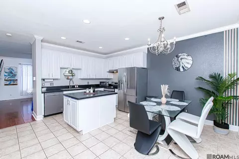 4000 Lake Beau Pre # 182, Baton Rouge, LA 70820