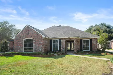 1055 Masterson Dr, Baton Rouge, LA 70810