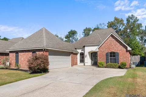 9965 Chanel Dr, Denham Springs, LA 70706